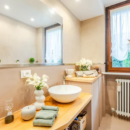Casa Ambra In Apartment