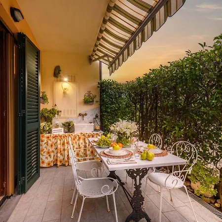 Apartment Casa Ambra In Lucca